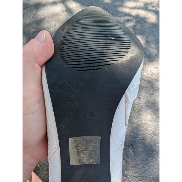 Nasty Gal Womens White Croc Ankle Boots Booties 6 Chunky Heel Pointed Toe Chic - Picture 7 of 9